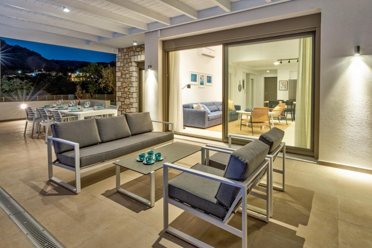 Villa Amberblue Pefkos Pefki  ภายนอก รูปภาพ